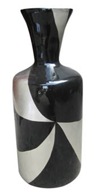 decanter lacquer  vase