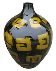 Lacquer vase