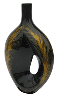 lacquer vase 